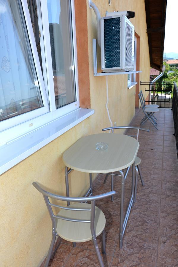 Apartament Rezidential - Alba Iulia Lägenhet Exteriör bild